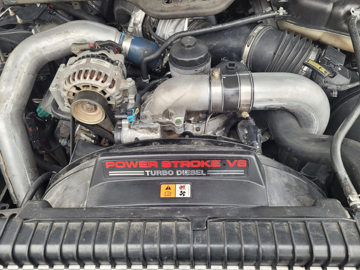 6.0L Powerstroke Engine Compartment